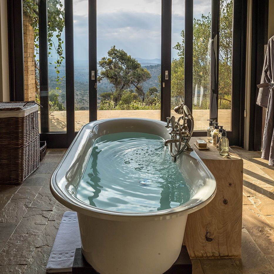 roll top bath with view across Kenyan plains